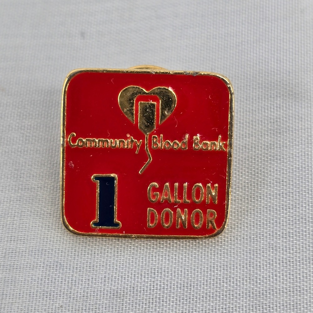 Vintage Community Blood Bank 1‎ Gallon Donor Red Enamel Lapel Pin Gold Tone